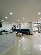 Hotel Embajada 44