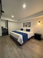 Hotel Embajada 44