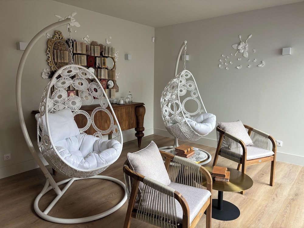 Azores Book Hotel