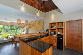 Villa Canopy