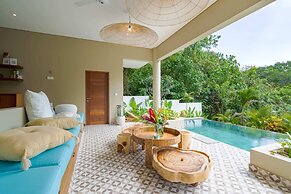Villa Canopy