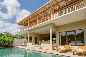 Villa Canopy