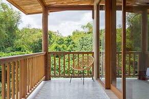 Villa Canopy