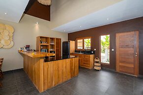 Villa Canopy
