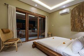 Villa Canopy