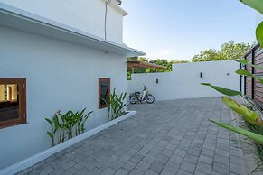 Villa Canopy