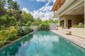 Villa Canopy