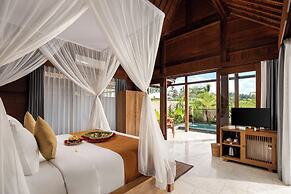 Santris Villa by GenuineHost
