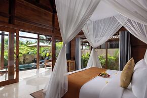 Santris Villa by GenuineHost