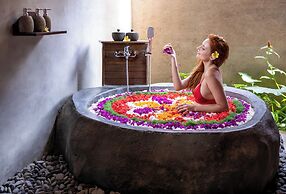 Santris Villa by GenuineHost