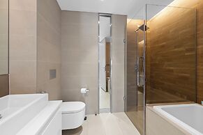 Bluewater's Residence Bay 2BR-Maid Room