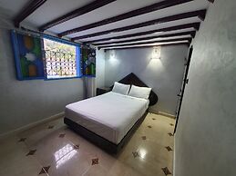 Hotel Blue City