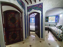 Hotel Blue City
