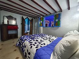 Hotel Blue City
