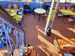 Hotel Blue City