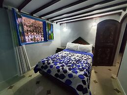 Hotel Blue City