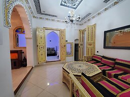 Hotel Blue City