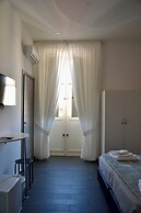 Le Porte di Napoli - Rooms
