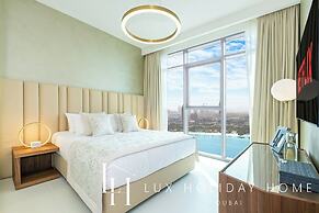 LUX The Marina Vista Beachfront Suite 3