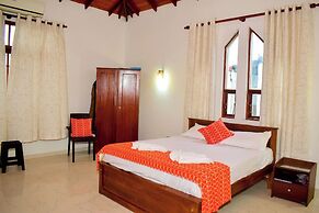 3 Bed House - Wifi, Parking, 10minbeach