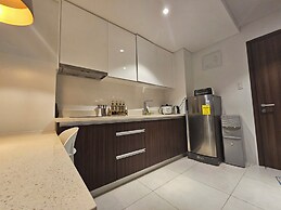 Tambuli Tower C Unit 5D
