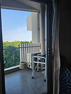 Tambuli Tower C Unit 5D