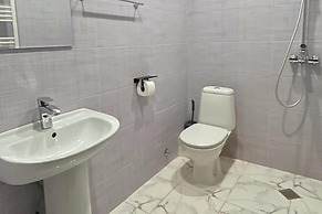 Korte Hotel Sleeps 14 With Courtyard