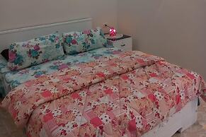 3-bed 2-bath Sleeps 7 With Free Parking