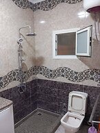 3-bed 2-bath Sleeps 7 With Free Parking
