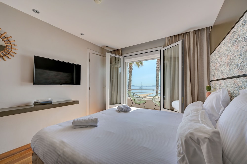 Bor Hôtel & Restaurant - Plage privée