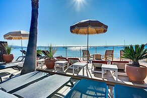 Bor Hôtel & Restaurant - Plage privée
