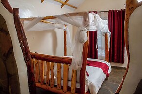 Hillstone Safari Lodge