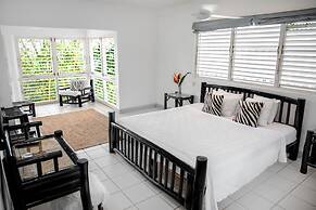 LF Jungle Retreat