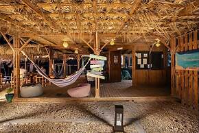 Paradise Kitesurfing Hotel