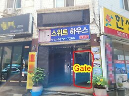 Sweet House