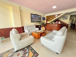 HOA LAN HOTEL