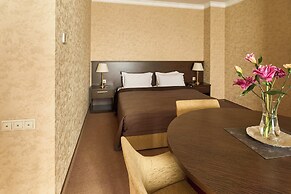 Kainar Hotel