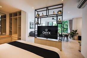 Onyx Beach Hotel