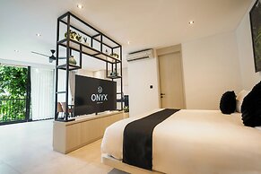 Onyx Beach Hotel
