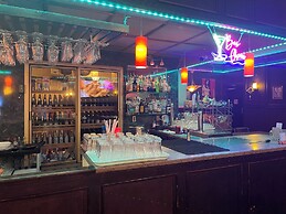 Outlook Motor Hotel