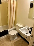 Outlook Motor Hotel