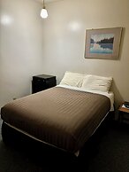 Outlook Motor Hotel