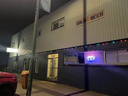 Outlook Motor Hotel