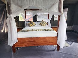 Endeem Mara Resort