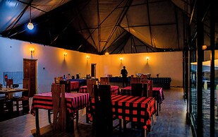 Endeem Mara Resort