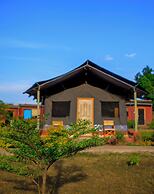 Endeem Mara Resort