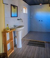 Endeem Mara Resort