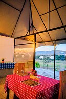 Endeem Mara Resort