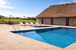 Endeem Mara Resort