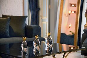 FIVE DIAMONDS HOTEL
